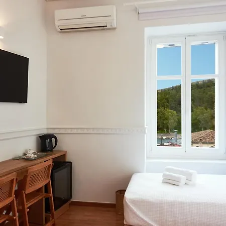 Guest house Galaxidaki 1857
